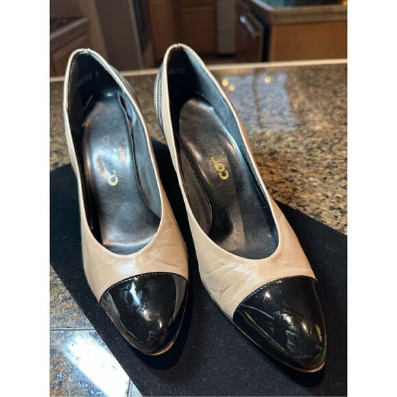 Vintage Capezio heels  - Picture 1 of 7